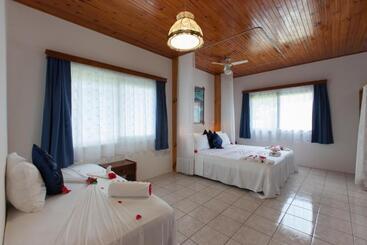 هتل Le Relax St. Joseph Guest House