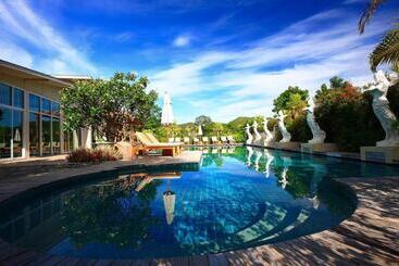 هتل Nana Resort Kaeng Krachan