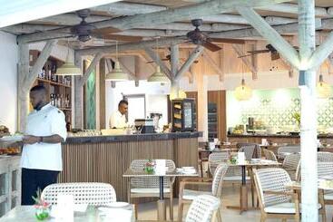 هتل Seapoint Boutique