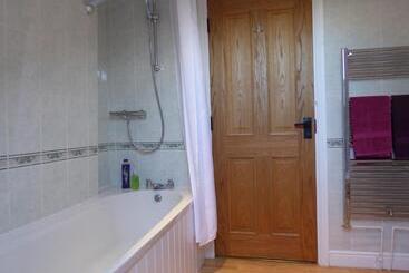 Orchard House B&b