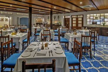 استراحتگاه Saraca Hotel Lucknow