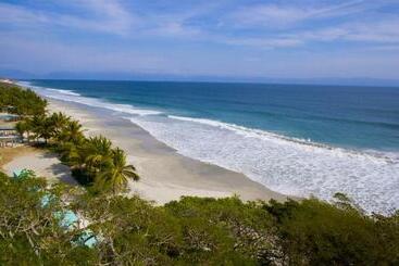 استراحتگاه W Punta De Mita