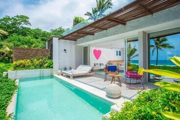 استراحتگاه W Punta De Mita