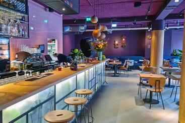 Stayokay Hostel Utrecht Centrum