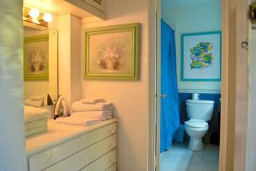 Garden Beach Studios At Montego Bay Club