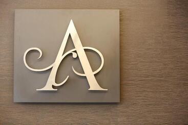 هتل Art Cottage Boutique