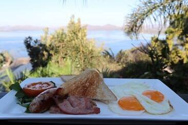 هتل Bali At Scenic Haven Lodge In Hartbeespoort