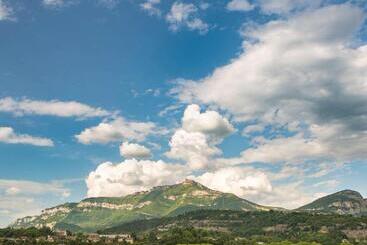 هتل Ibis Budget Chambéry Centreville