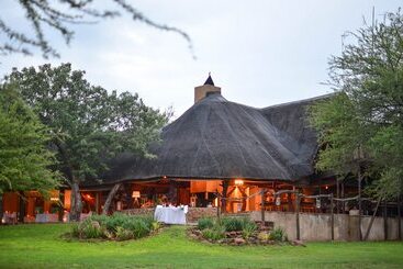 هتل Itaga Luxury Private Game Lodge
