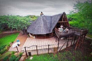هتل Itaga Luxury Private Game Lodge