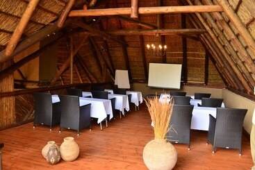 هتل Itaga Luxury Private Game Lodge
