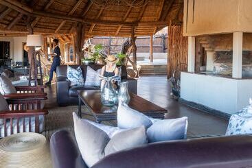 هتل Itaga Luxury Private Game Lodge