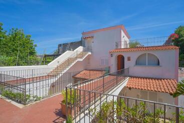 هتل Residence Aegidius