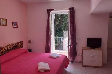 هتل Residence Aegidius