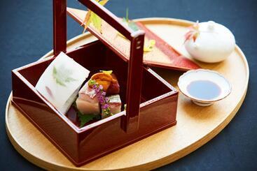 هتل Setouchi Retreat By Onko Chishin
