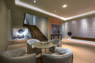 هتل Yacht Club