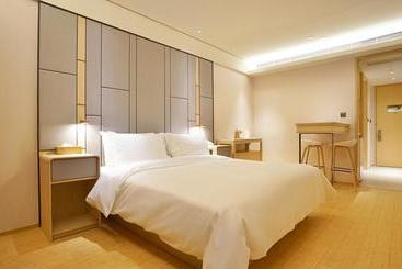 Ji Hotel Shanghai Huai Hai