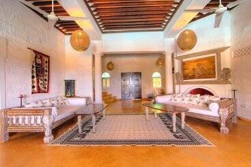 پانسیون Swahili House