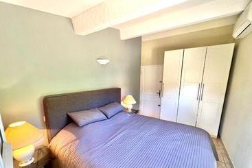 צימר Villa La Source 83   Room Close To St Tropez