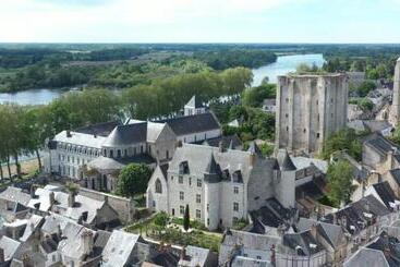 Château De Beaugency, Junior Suite La Loge