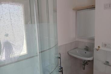 Nora Casa Vacanze/bed And Breakfast
