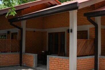 استراحتگاه Malala Retreat