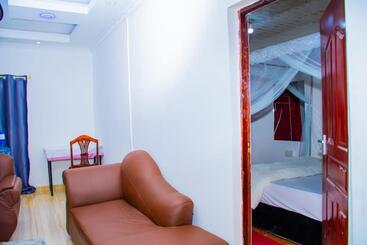تختخواب و صبحانه Crystal Homes Air Bnb