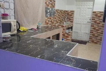 تختخواب و صبحانه Crystal Homes Air Bnb