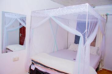 تختخواب و صبحانه Crystal Homes Air Bnb