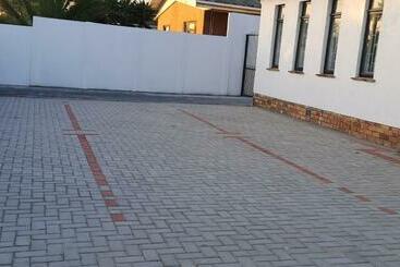 تختخواب و صبحانه Haresca Luxury Accommodation Parow