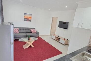 تختخواب و صبحانه Haresca Luxury Accommodation Parow