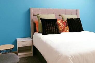 تختخواب و صبحانه Haresca Luxury Accommodation Parow