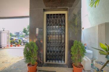 Super Collection O Hotel Lakeview Castle