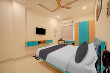 Super Collection O Hotel Lakeview Castle