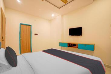 Super Collection O Hotel Lakeview Castle