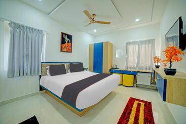Super Collection O Hotel Lakeview Castle