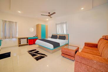 Super Collection O Hotel Lakeview Castle