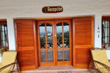 هتل Cabanas Las Pencas, Hosteria