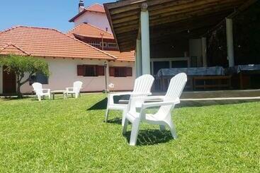 هتل Cabanas Las Pencas, Hosteria