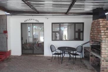 پانسیون Ethithiya Vintage Guesthouse And Self Catering