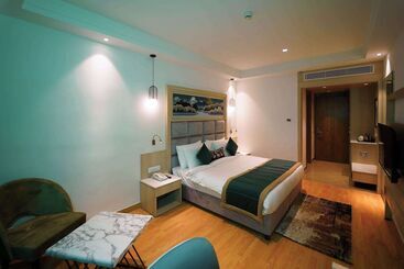 هاستل Quality Inn Elite
