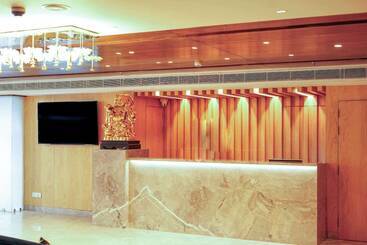 هاستل Quality Inn Elite