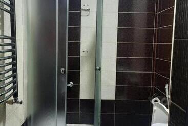 Issam Hotel & Spa Sheki