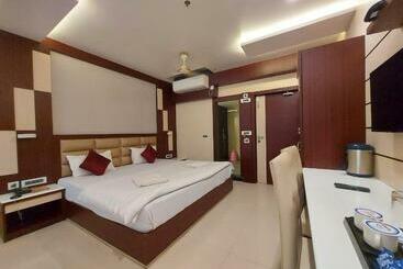 New Gitanjali Hotel, New Digha
