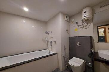 New Gitanjali Hotel, New Digha