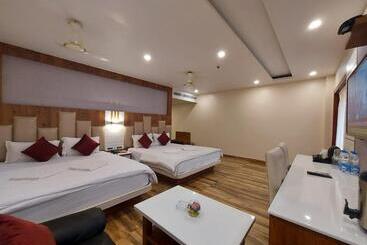 New Gitanjali Hotel, New Digha