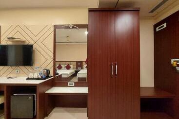 New Gitanjali Hotel, New Digha