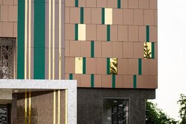 Ysw Hotel Lopburi