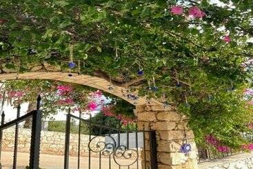 تختخواب و صبحانه Marquis Blue
