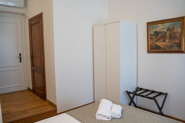 تختخواب و صبحانه Residenza Degli Speziali